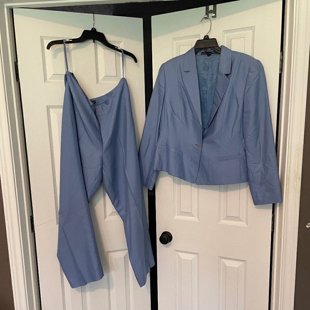 NWOT Linda Allard Ellen Tracy Blue Silk Pantsuit - Size 14/16